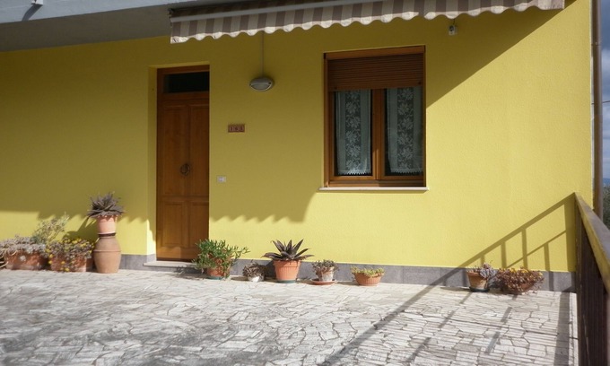 Acquaviva Apartamento | Casa gli Ulivi: New cozy apartment, a few kilometers from Montepulciano.