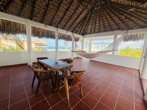 Tamarindos Casa | Casa Godmar with Starlink