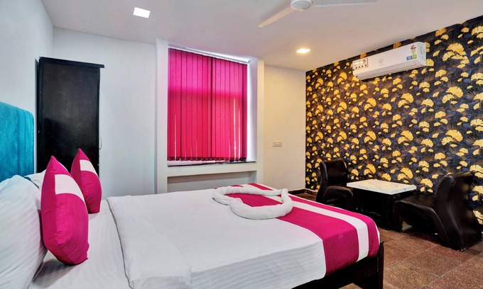 Gachibowli Hotel | Casa Grad Inn