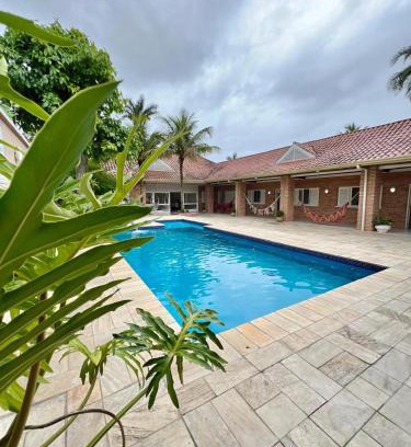 Balneario Praia do Pernambuco Casa | Casa Grande Com Piscina Guaruja