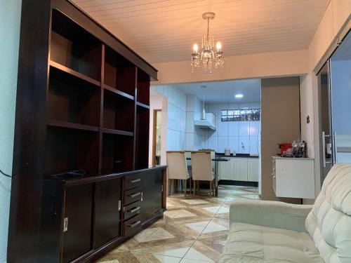 Foz do Iguacu Casa | casa grande para até 15 pessoas