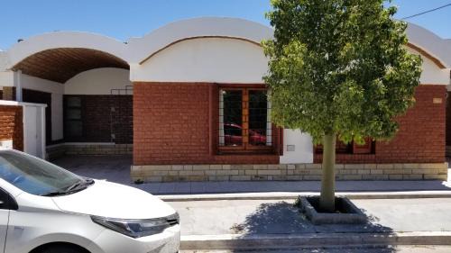 Las Grutas Casa | CASA "GUILLE" pleno centro, 200mts de peatonal y 300mts de la playa