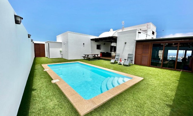 Tinajo Casa | Casa Horizonte