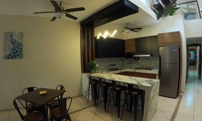 Sahuayo Casa | Casa huéspedes Leon