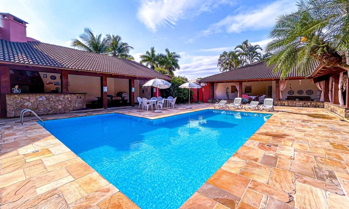 Jardim Acapulco Casa | Casa Iluminada - um Sol Abundante Invade a Casa nos Dias Ensolarados