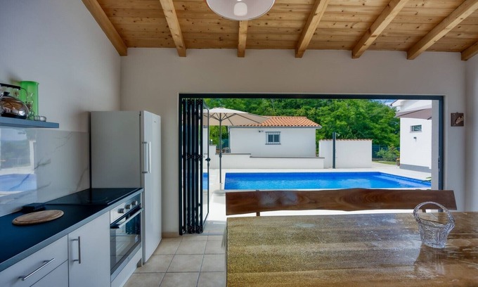 Boljevici Casa | Casa Ina with Private Pool
