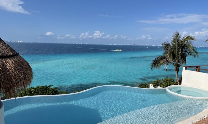Isla Mujeres Villa | Zen mexicano - Frente al mar, tranquilidad, espacio arquitectónico