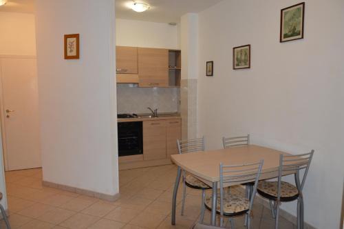 Marina di Castagneto Carducci Apartamento | Casa Grazia a soli 100m dal mare Marina di Castagneto