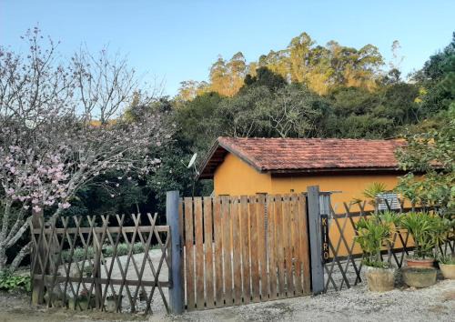 Santo Antonio do Pinhal Casa | Casa Kiiro, um ambiente tranquilo e de sossego.