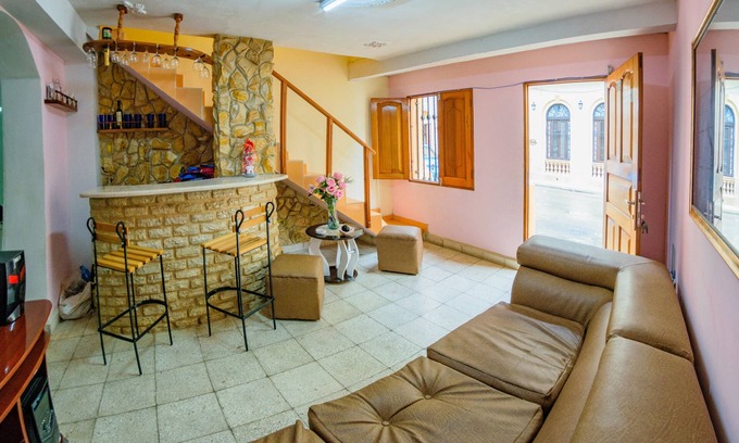 Centro Havana Hotel | Casa La Bayamesa