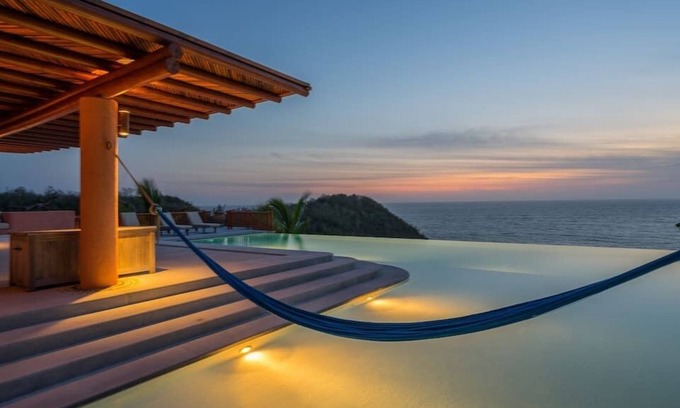 Boca de Iguanas Casa | Casa La Ceiba: Casa de lujo en Costa Careyes