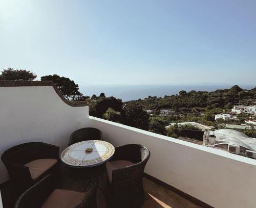 Tiberio Casa | Casa La Gioia Capri
