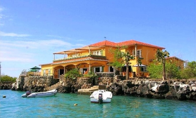 Bahía de la Academia Villa | Casa La Iguana - Villa de lujo frente al mar en Galápagos