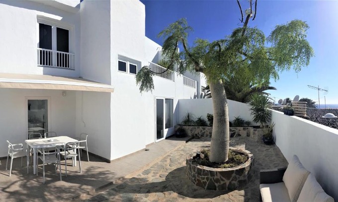 Balito Casa | Casa La Moringa - Holiday house close to the beach