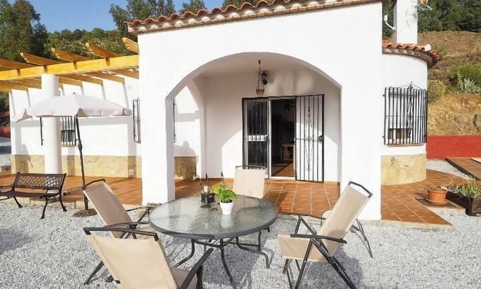 Arenas Chalet De Esquí | Casa con Piscina Privada Lantana