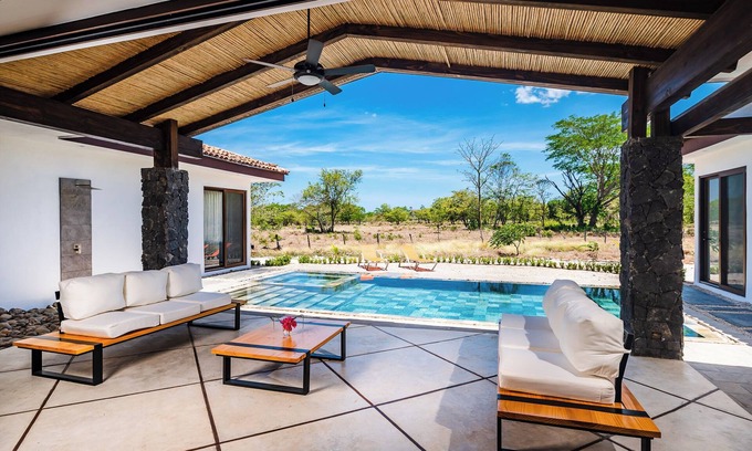 Santa Cruz Casa | Casa Las Brisas 18, Luxury Home Pinilla.