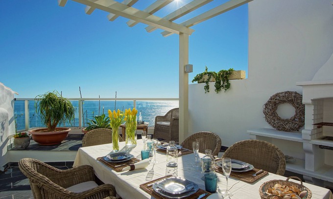 Peneco Beach Casa | Casa Latino - Luxury & Charming Villa Oceanfront