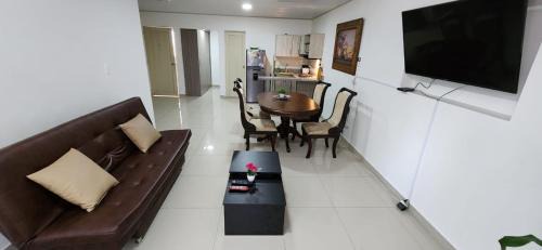 Los Naranjos Apartamento | Casa Laureles 2do Parque