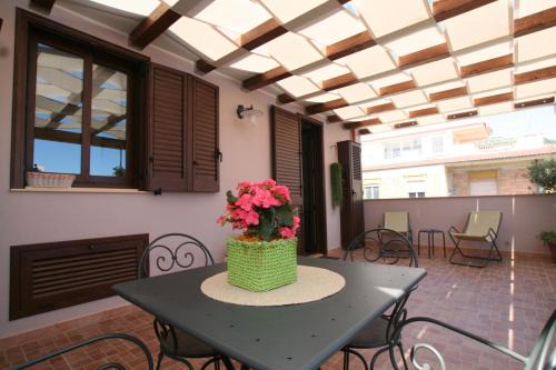Oliveri Cama Y Desayuno | Casa Levante