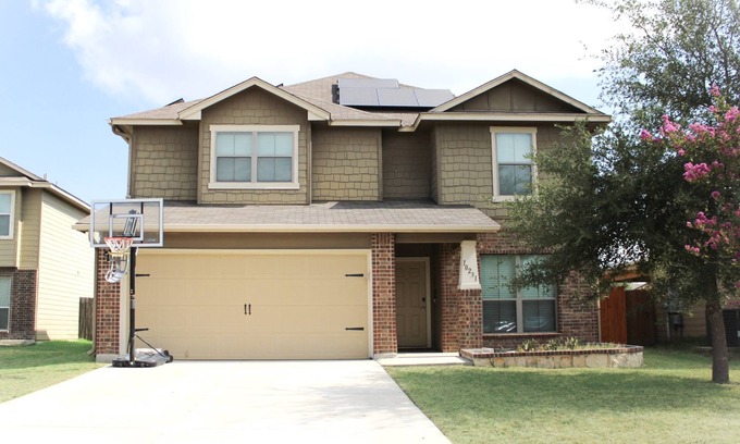 West San Antonio Casa | “Casa Linda” S.A -BMT Families-Seaworld-Six flags-family trip-River Walk.