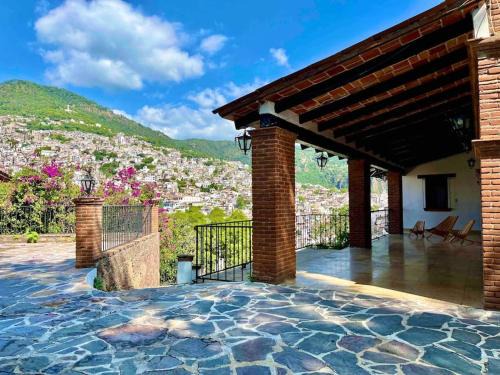 Taxco Casa | Casa Linda Vista cómoda y acogedora con cochera a 10 min zócalo
