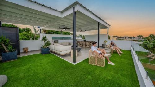 Rincon Casa | Casa Loba Luxe Apartment with pool and ocean views