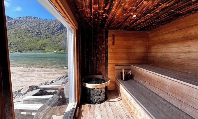 Flakstad Casa | Casa Lofoten Ramberg Norway Reine Kvalvika Sauna