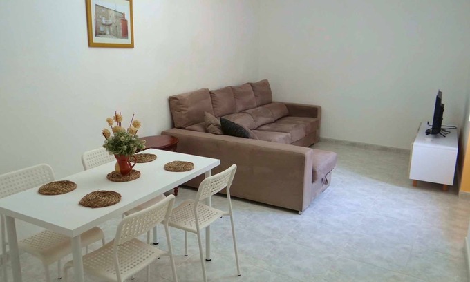 Larino Casa | Casa Lore - House for 5 in Lariño
