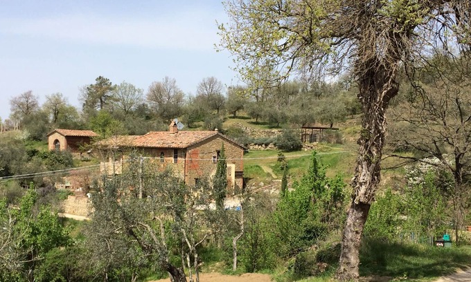 Panicale Apartamento | CASA LORENZO ROSMARINO ~ LAVANDA. Impresionante, tranquilo apartamento rural con piscina. 4-6 pax
