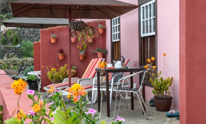 Fuencaliente de la Palma Casa | CASA LOS TAJINASTES