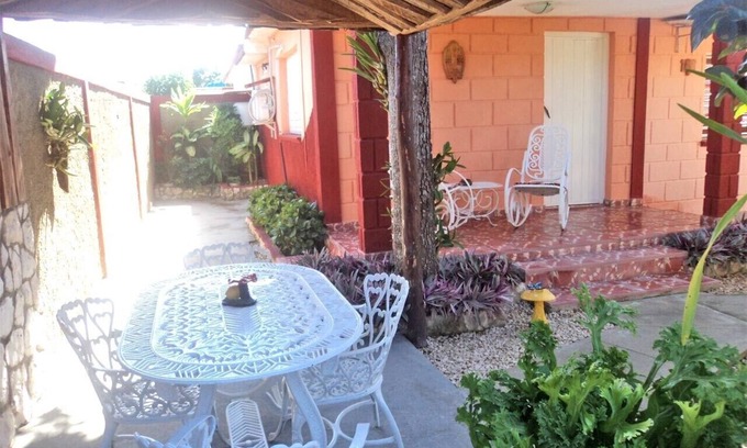 Municipality of Cienaga de Zapata Casa | Casa Los Morales PLAYA GIRON