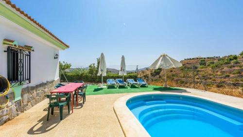 Sedella Casa | Casa Los Pérez Sedella by Ruralidays