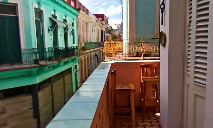 El Vedado Cama Y Desayuno | Casa Los Violines