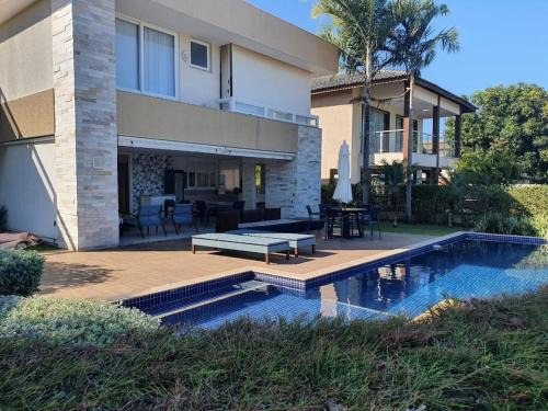 Guarajuba Casa | Casa Luxo Temporada - 5 quartos - Guarajuba - Academia - Piscina e Vista