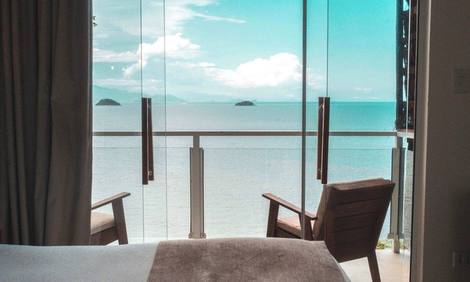 Paraty Hotel | Casa Luz