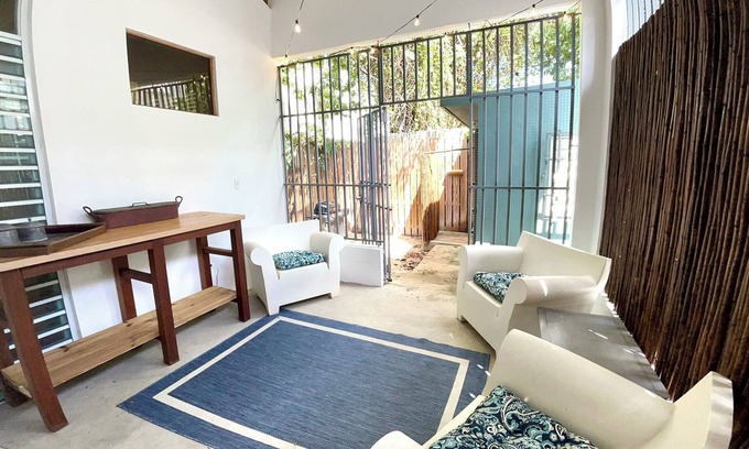 Isabel II Casa | Casa M - Downtown Caribbean Home
