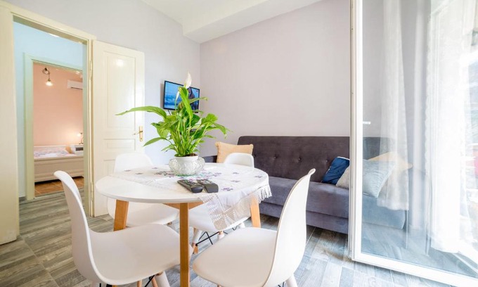 Tomicici Apartamento | Casa M