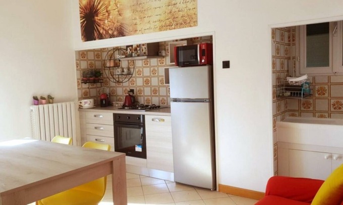 Imola Apartamento | CASA MAFALDA Station area - historic center - theater with indoor parking.