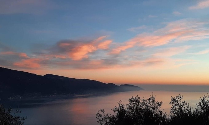 Oldesio Apartamento | Casa Maffei TOP apartment 1, floor 2, balcony with fantastic lake view, parking