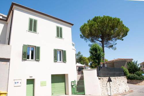 Osimo Casa | Casa Mally