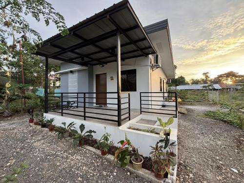 Dauis Casa | Casa Mameli 700 m from Sibukaw Beach