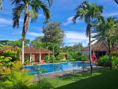 Tamarindo Cama Y Desayuno | Casa Mapache
