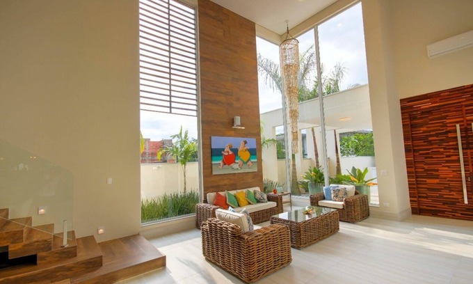 Vista Linda Casa | Casa Maravilhosa no Golf- 5 min a pé da Praia