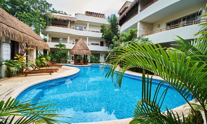 Barrio Zama Apartamento | CASA MARGARITA- A 5 minutos de la playa, piscina y jacuzzi