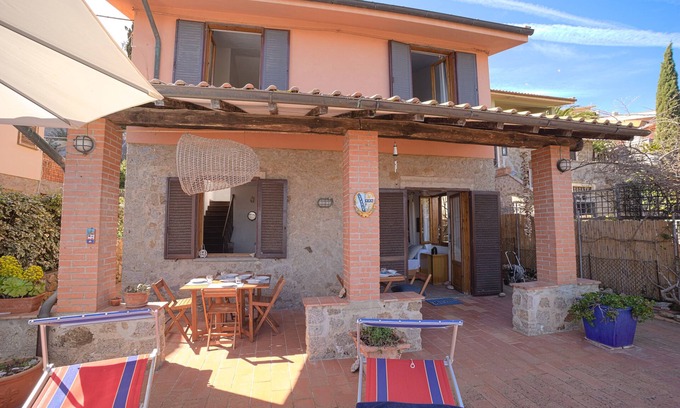 Arenella Casa | CASA MARGOT (RELAX CON VISTA), independiente, a 300 metros del mar y la playa.