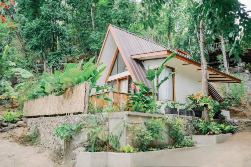 Lobo Complejo | Casa Maria at Bigang Munti