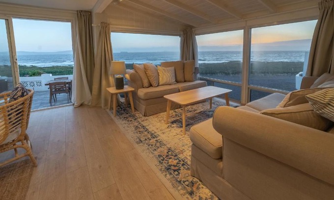 Ensenada Casa | CASA MARIA - BEACHFRONT COTTAGE ON THE SAND