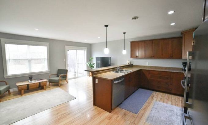 Stratford Casa | Casa Maria Island Home-Family Friendly: Sleeps up to 9, centrally located.