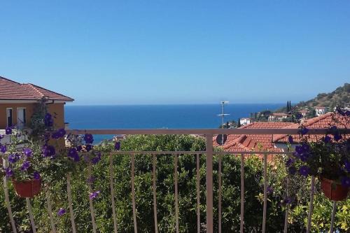 San Lorenzo al Mare Casa | CASA MARIELLA San Lorenzo al mare