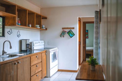 Rio Seco Casa | Casa Mariposa - Beach Walk Bungalows